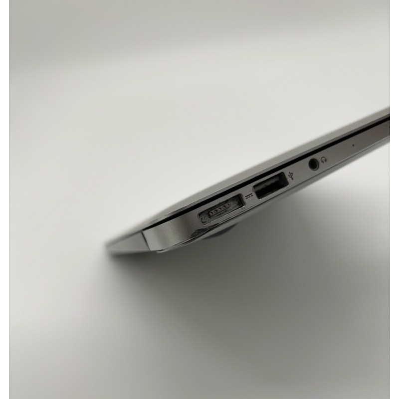 MacBook Air 13" (2015)